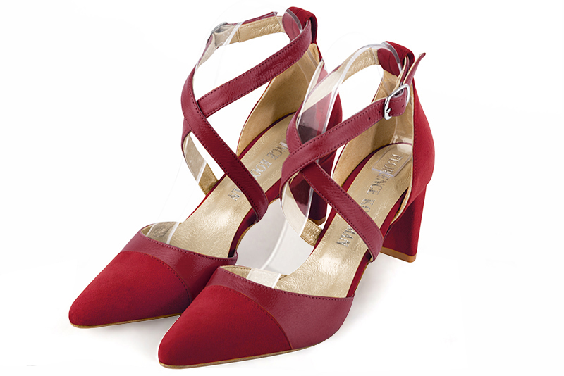 Cardinal red women's open side shoes, with crossed straps. Tapered toe. Medium comma heels. Front view - Florence KOOIJMAN